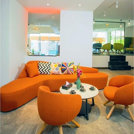 Hotel Omni Residency Dhaka Zewnętrze zdjęcie