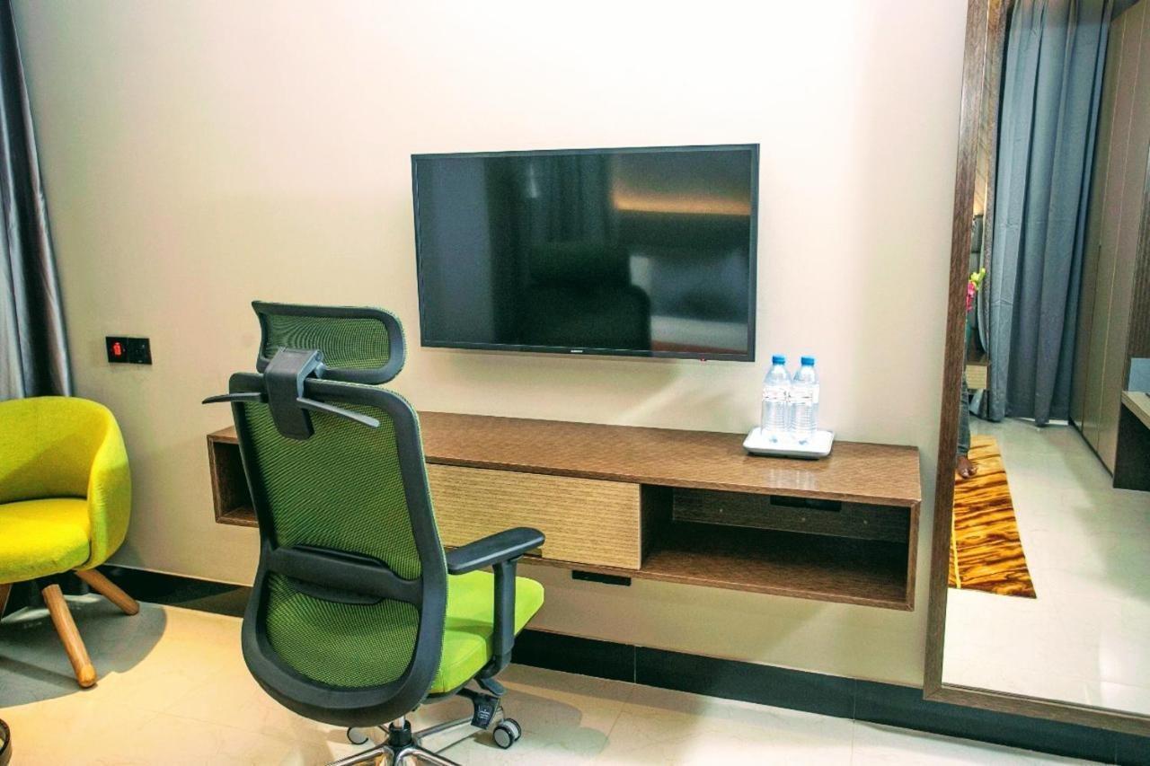 Hotel Omni Residency Dhaka Zewnętrze zdjęcie