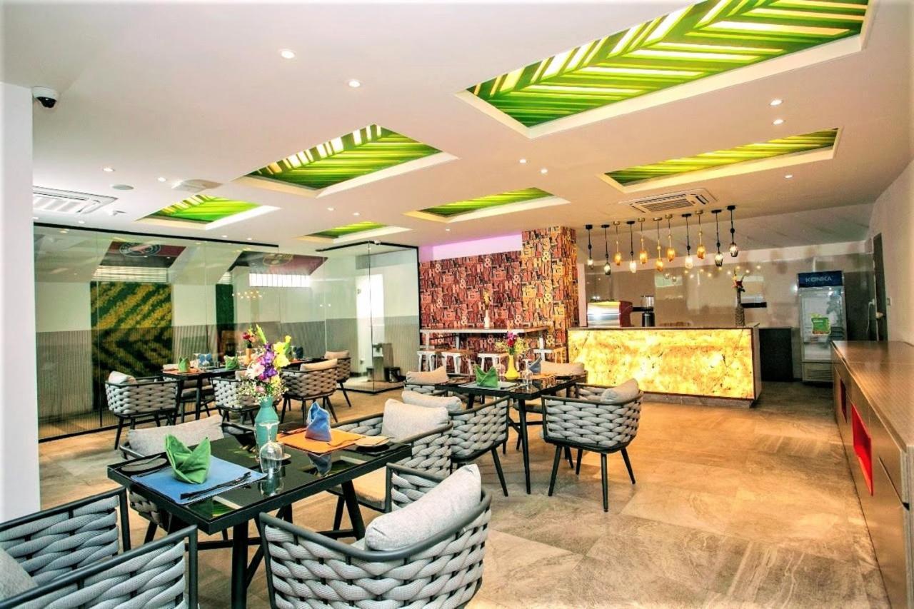 Hotel Omni Residency Dhaka Zewnętrze zdjęcie