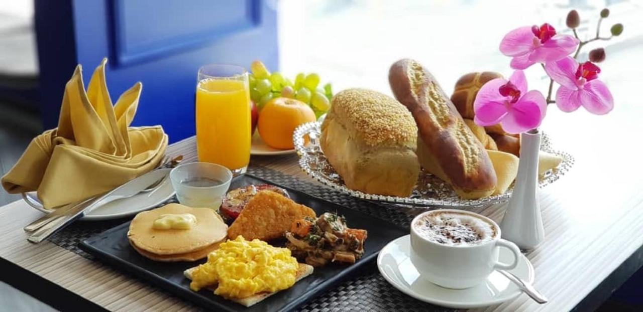 Hotel Omni Residency Dhaka Zewnętrze zdjęcie